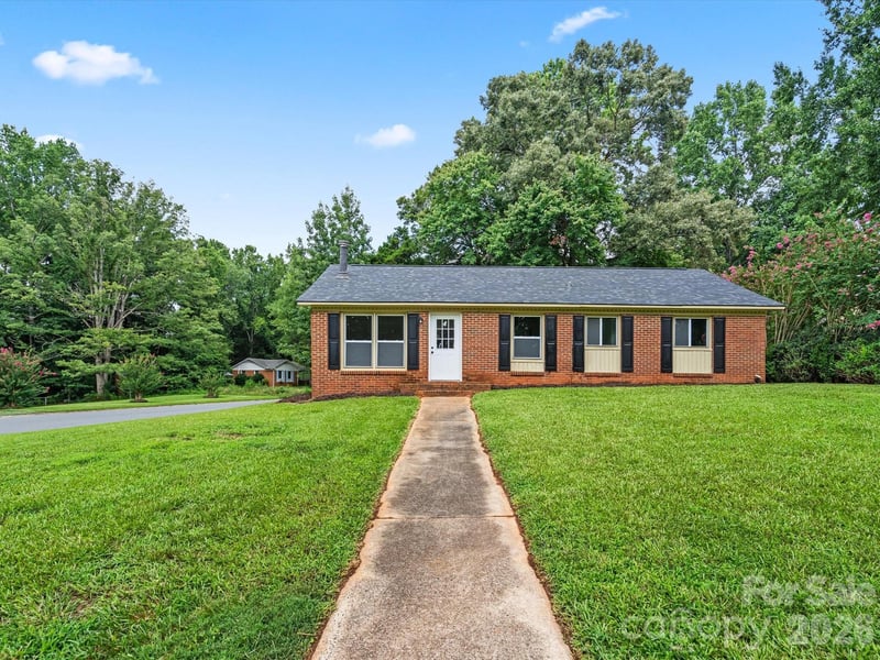 5312 Larewood Dr, Charlotte, NC 28215