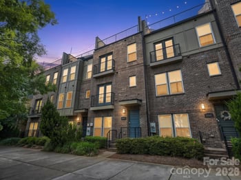 3822 Sky Haven Dr, Charlotte, NC 28209