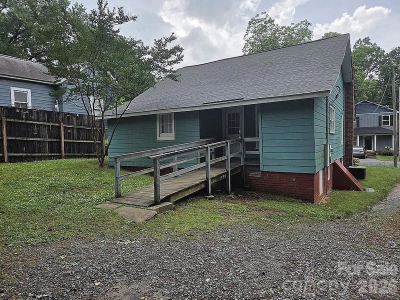 578 Harris St, Concord, NC 28025