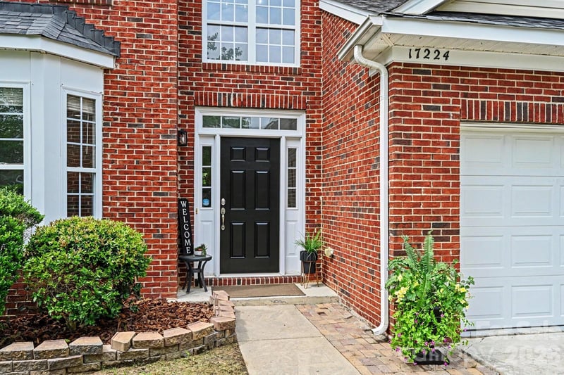 17224 Overstone Ct, Charlotte, NC 28277