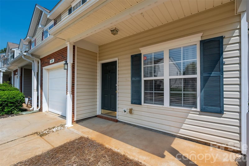 620 Fountain Ct, Fort Mill, SC 29715