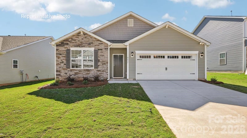 1044 Streamwood Ave, Newton, NC 28658