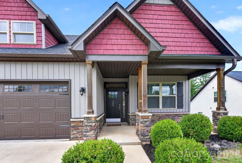 214 Water Leaf Dr, Weaverville, NC 28787