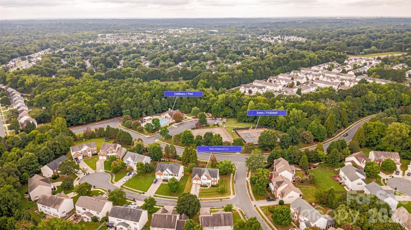 7633 Rathburn Ln, Charlotte, NC 28277