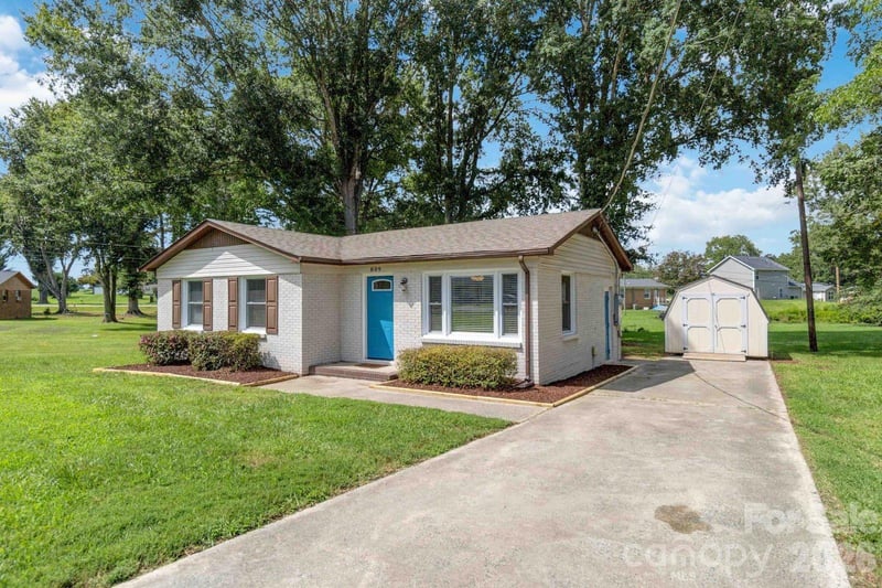 809 Hasty Rd, Marshville, NC 28103
