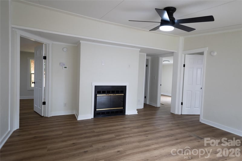 559 Old Quebec Rd, Lake Toxaway, NC 28747