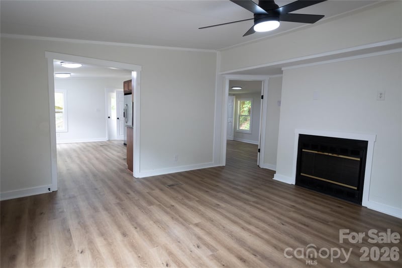 559 Old Quebec Rd, Lake Toxaway, NC 28747