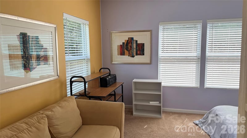 7736 Ponderosa Ln, Charlotte, NC 28215