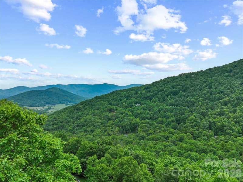99999 Winding Poplar Rd #915, Black Mountain, NC 28711