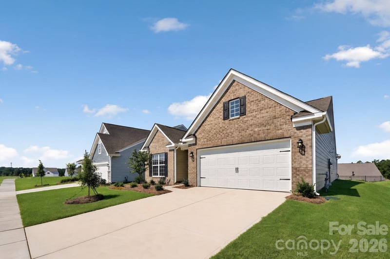 4861 Good Day Dr #28, Lancaster, SC 29720