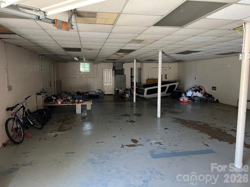 1836 Oakdale Rd, Charlotte, NC 28216