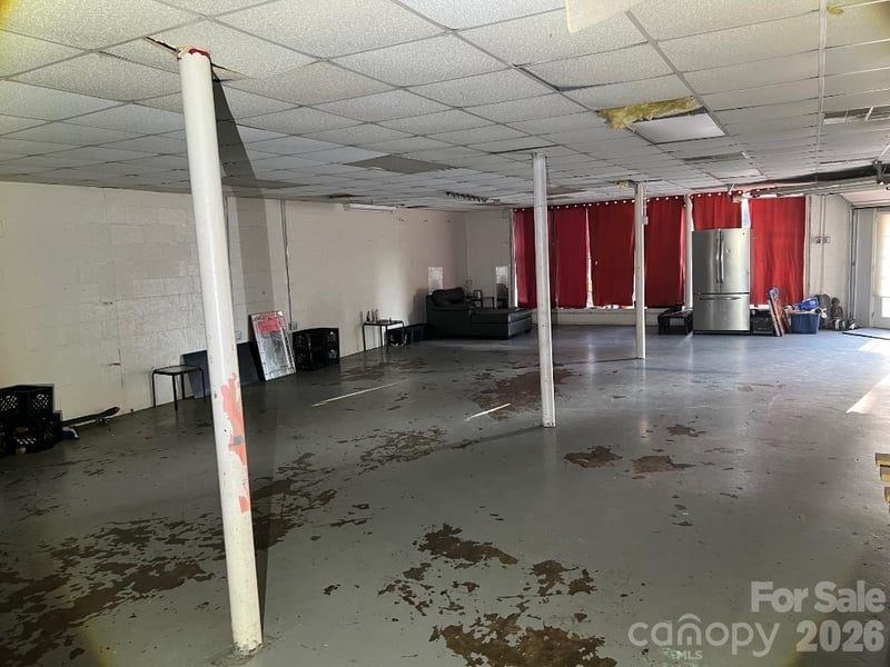 1836 Oakdale Rd, Charlotte, NC 28216