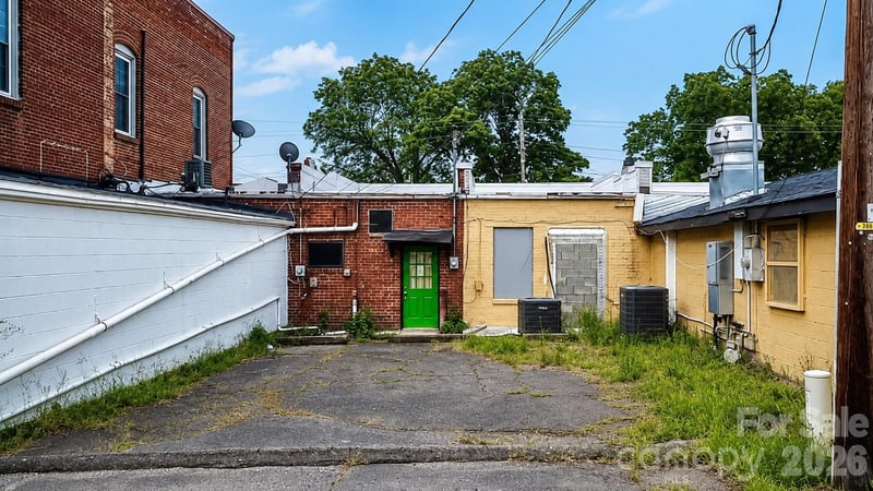 7 Liberty St, York, SC 29745