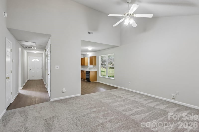3611 Maggie Laney Dr, Charlotte, NC 28216