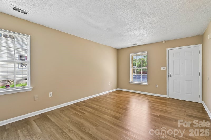 2664 Old Steele Creek Rd, Charlotte, NC 28208