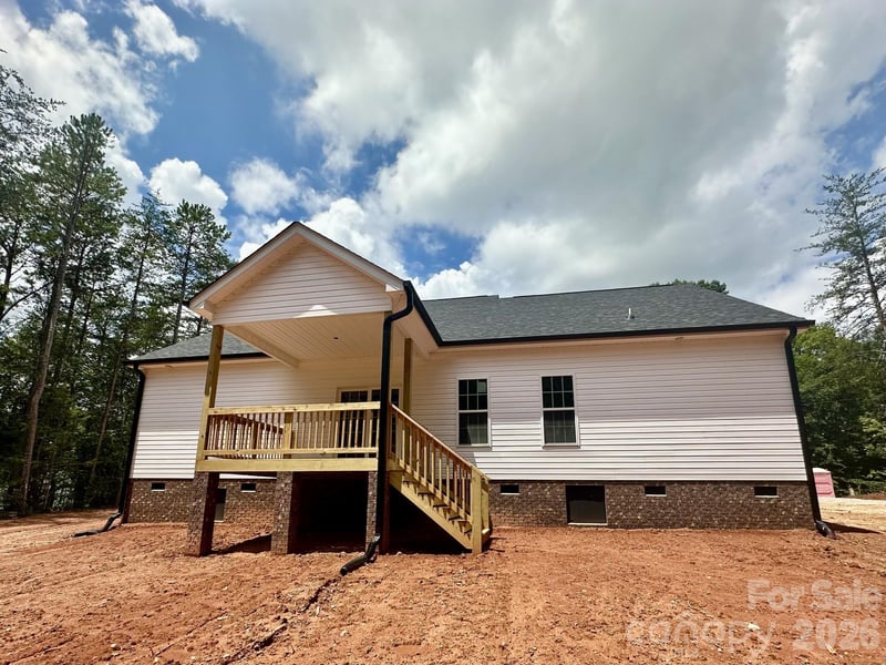 192 Rambler Ln, Blacksburg, SC 29702