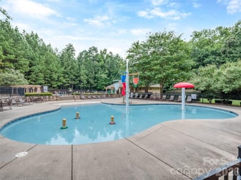 10326 Haddington Dr, Charlotte, NC 28269