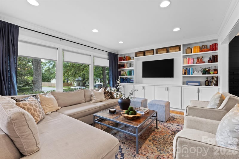 4801 Fairheath Rd, Charlotte, NC 28210