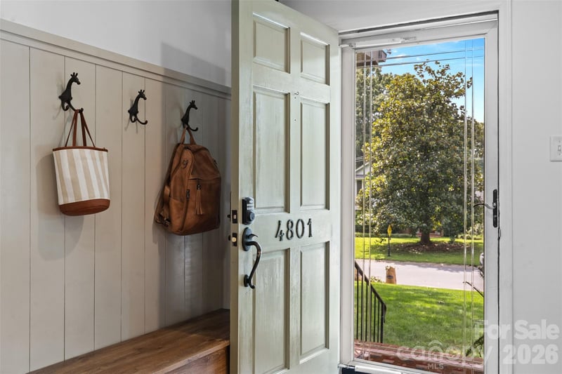 4801 Fairheath Rd, Charlotte, NC 28210
