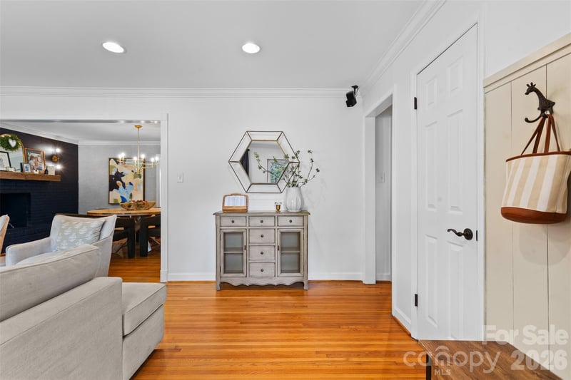 4801 Fairheath Rd, Charlotte, NC 28210