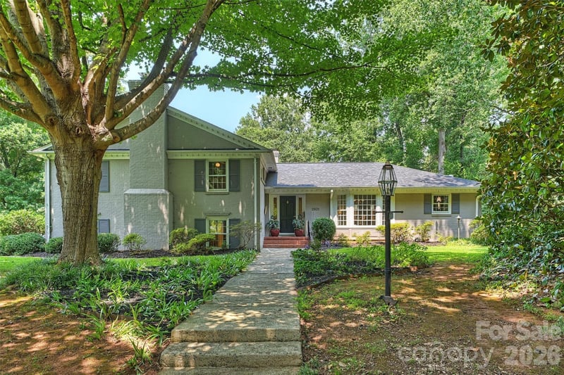 2601 Cloister Dr, Charlotte, NC 28211