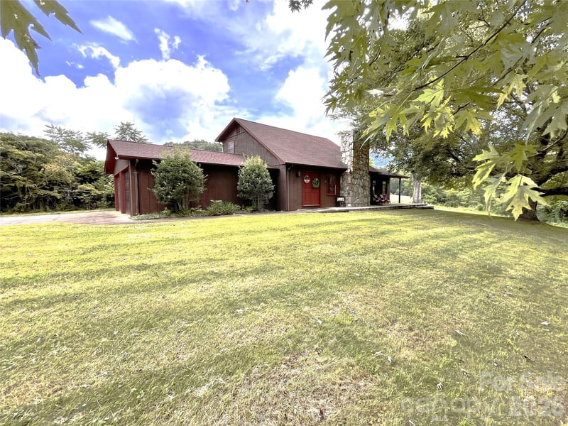 132 Hurd Rd, Canton, NC 28716