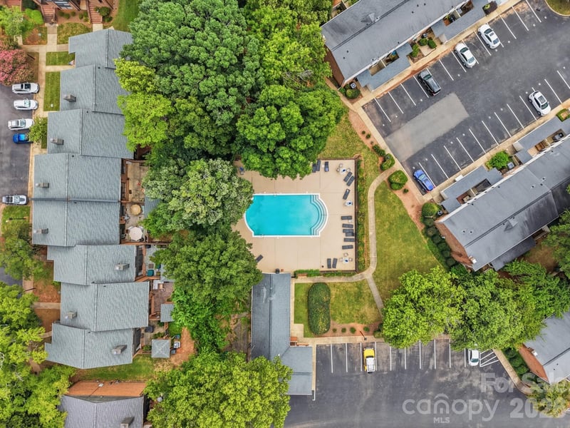 5901 Quail Hollow Rd #B, Charlotte, NC 28210