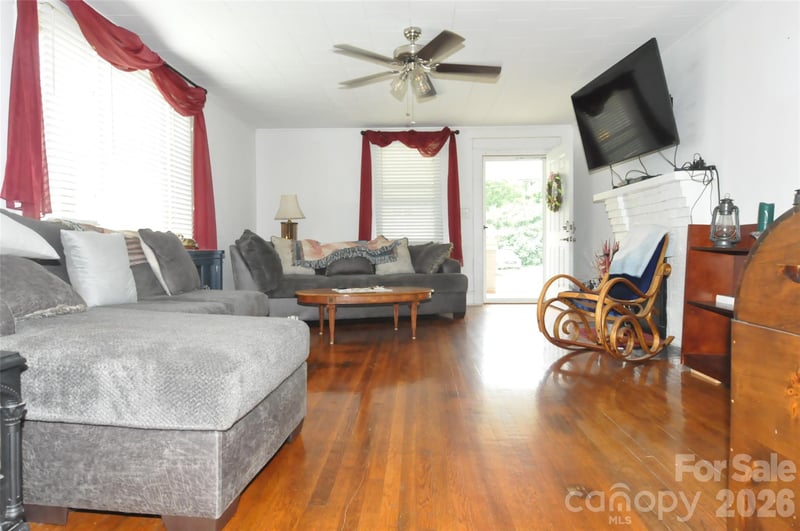 161 Walnut St, Chester, SC 29706