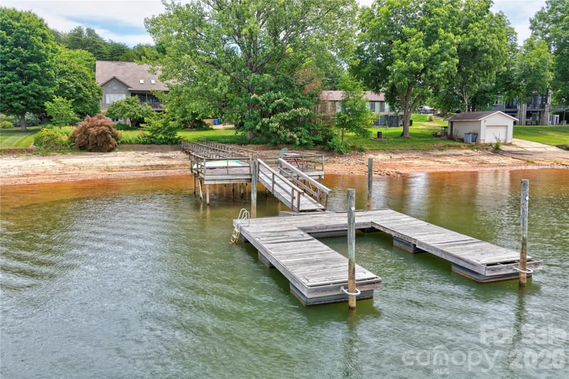 326 Ponderosa Cir, Mooresville, NC 28117
