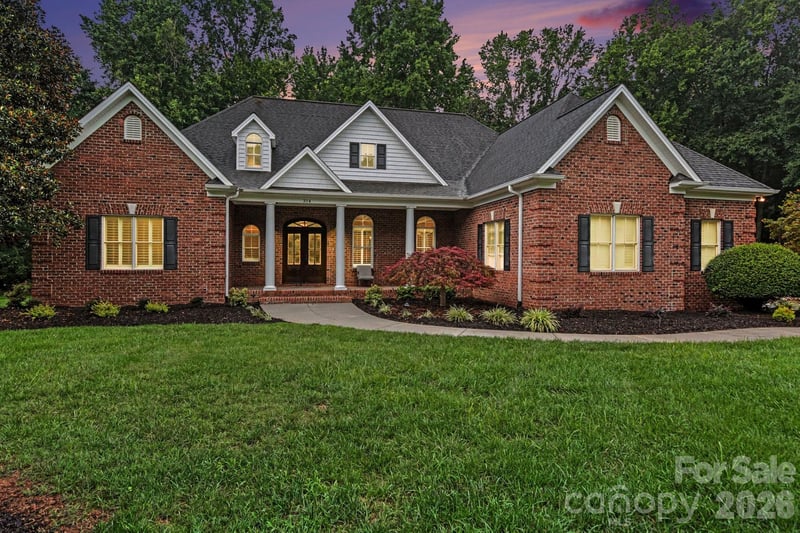 314 Glenview Dr, Salisbury, NC 28147