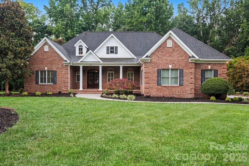 314 Glenview Dr, Salisbury, NC 28147