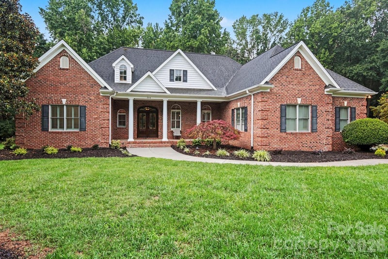 314 Glenview Dr, Salisbury, NC 28147