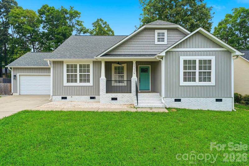 1556 Meadow Glen Ln, Rock Hill, SC 29730