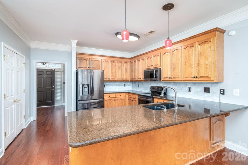5308 Old Course Dr, Cramerton, NC 28032
