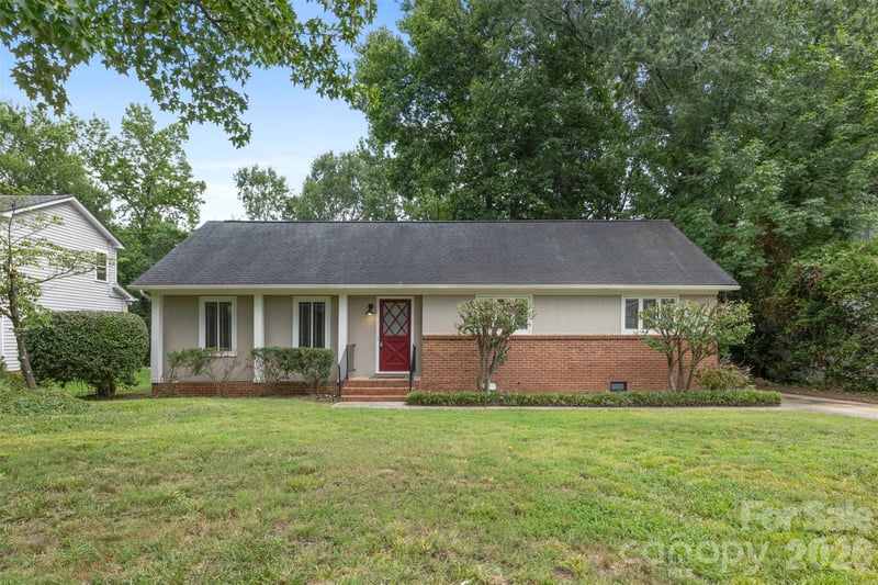 5956 Mcnair Rd, Charlotte, NC 28212