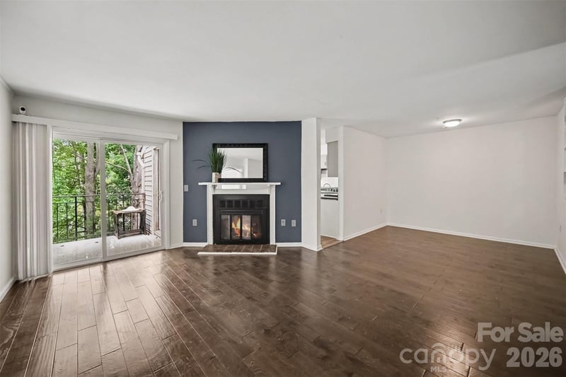 4902 Spring Lake Dr #E, Charlotte, NC 28212