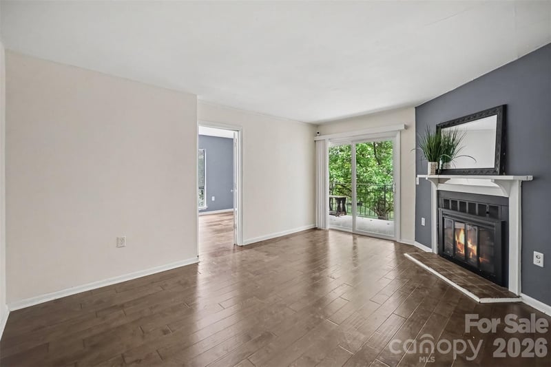 4902 Spring Lake Dr #E, Charlotte, NC 28212