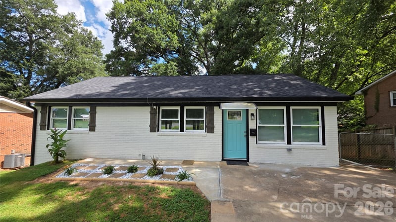 513 Ohio Ave, Bessemer City, NC 28016