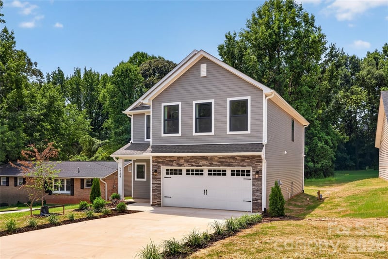 5234 Hickory Ln, Charlotte, NC 28216