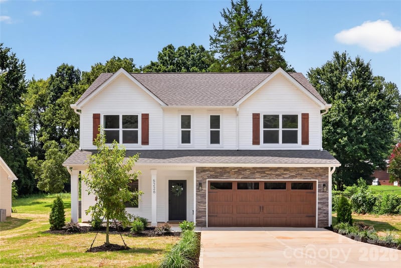 5226 Hickory Ln, Charlotte, NC 28216