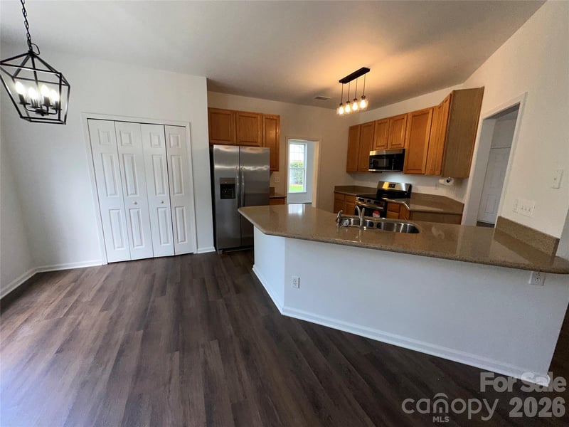 5867 Crimson Oak Ct, Harrisburg, NC 28075