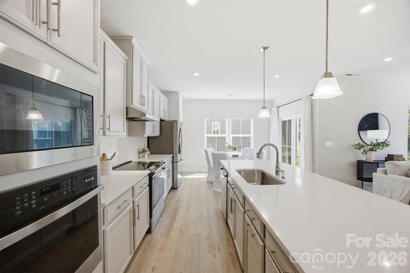 6428 Cambridge Dr, Harrisburg, NC 28075