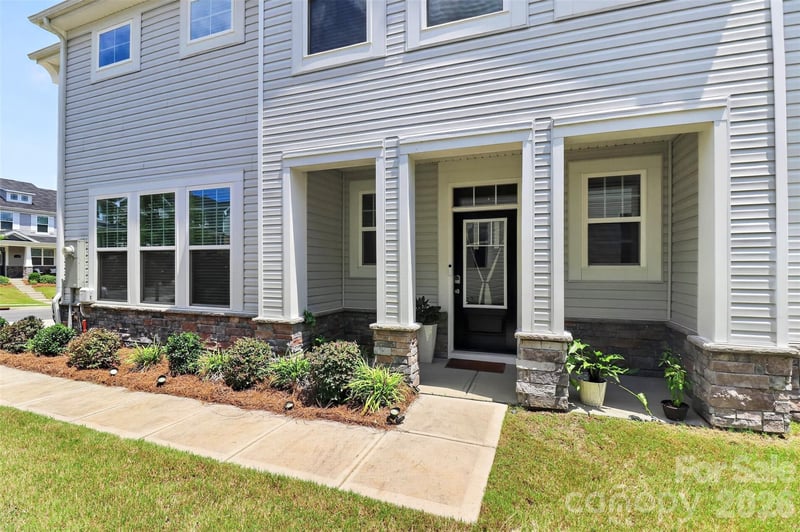 13327 Savaine St, Charlotte, NC 28278