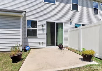 13327 Savaine St, Charlotte, NC 28278