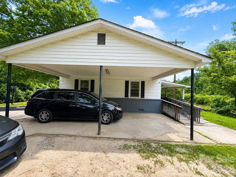 1499 Old Landsford Rd, Lancaster, SC 29720