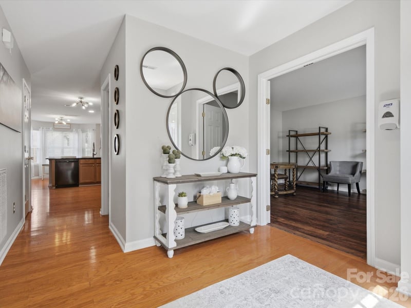 8807 Royal Bluff Dr, Charlotte, NC 28269