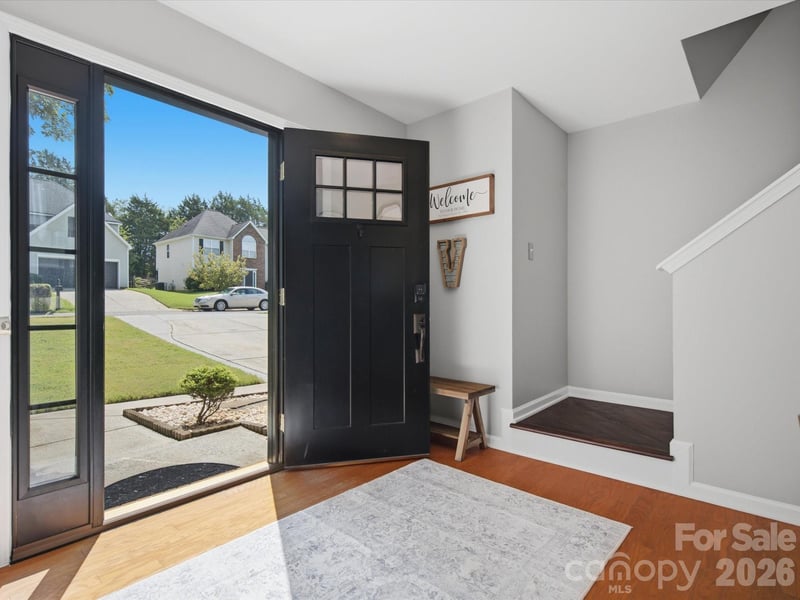 8807 Royal Bluff Dr, Charlotte, NC 28269
