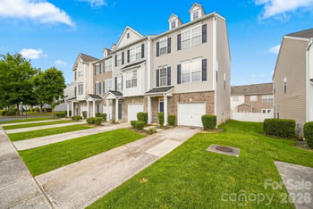 13219 Calloway Glen Dr, Charlotte, NC 28273
