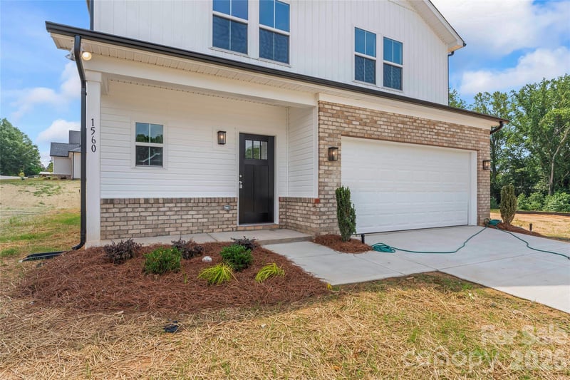 1595 Solitude Ct, Kannapolis, NC 28081