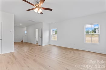 1595 Solitude Ct, Kannapolis, NC 28081